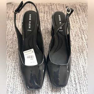 Anne Klein size 9.5
